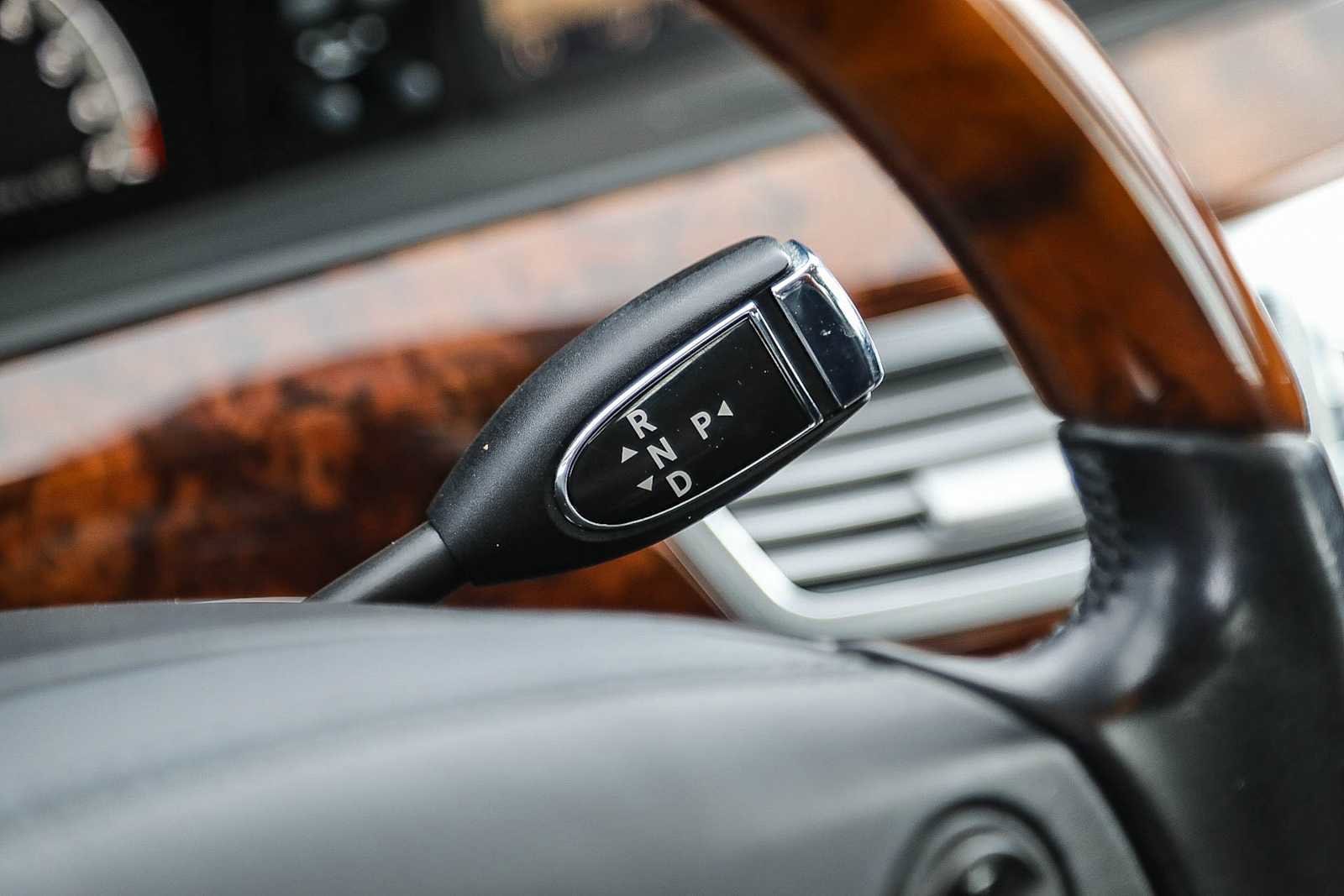 Thumbnail: 2008 Mercedes-Benz S-Class - 20