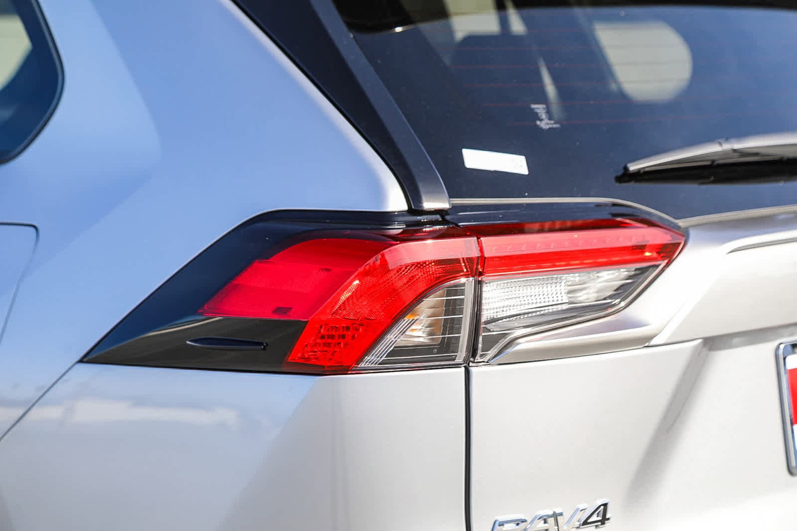 Thumbnail: 2025 Toyota RAV4 - 9