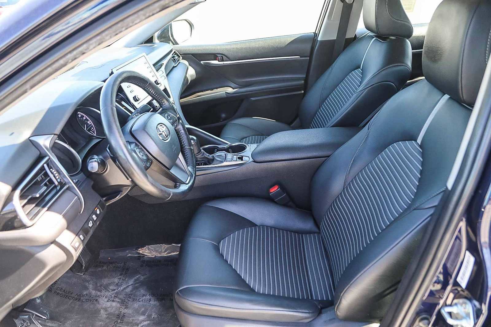 Thumbnail: 2022 Toyota Camry - 18