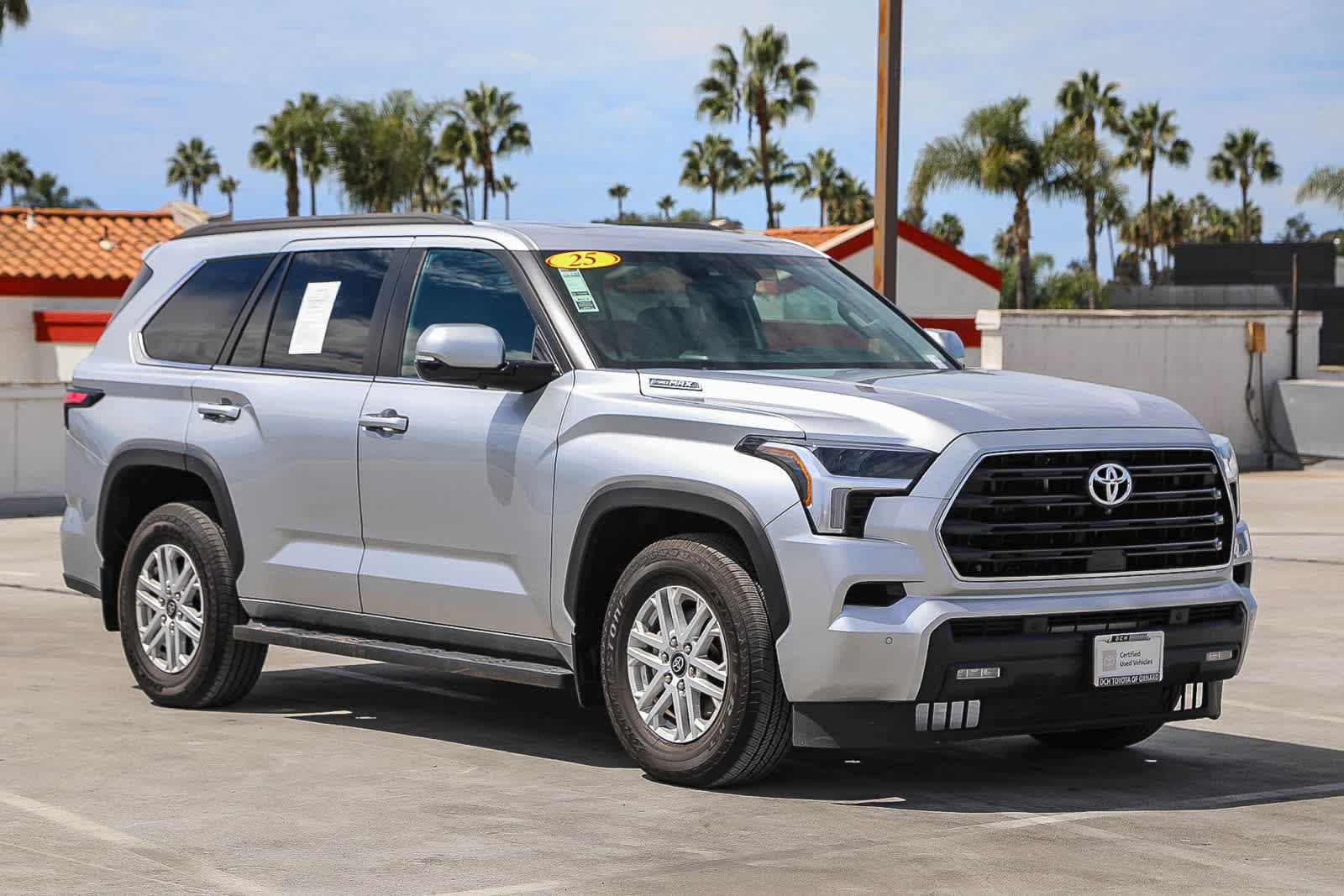 2025 Toyota Sequoia SR5 - Photo 4