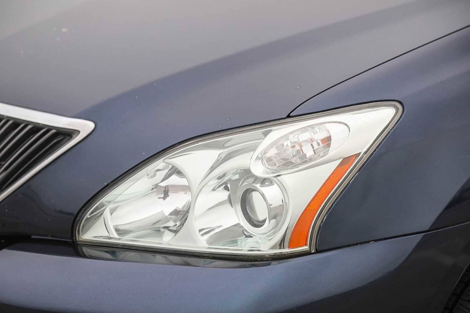 Thumbnail: 2005 Lexus RX - 7
