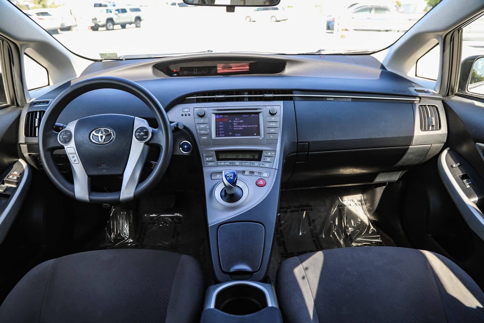 Thumbnail: 2013 Toyota Prius - 11