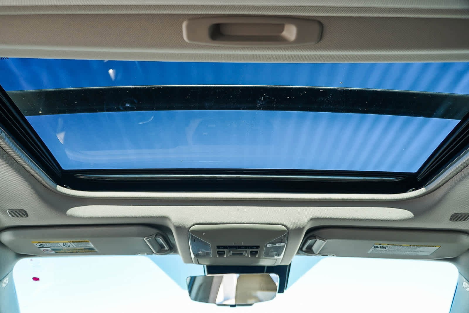 Thumbnail: 2025 Toyota RAV4 - 20