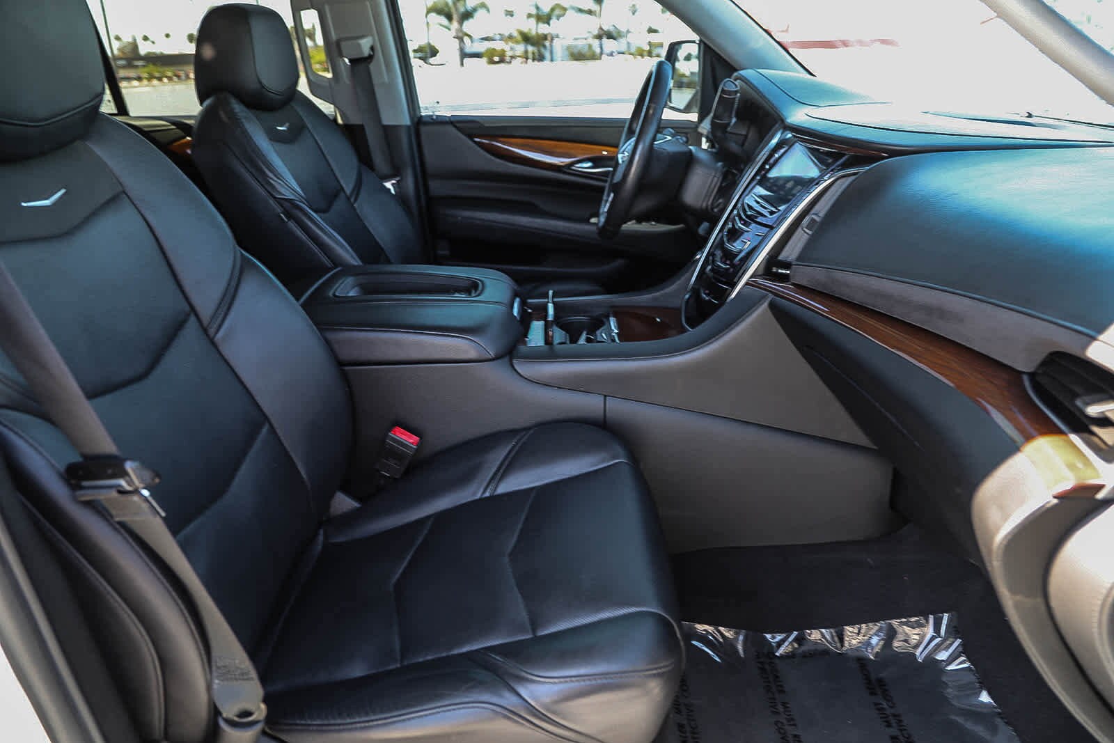Thumbnail: 2020 Cadillac Escalade - 16