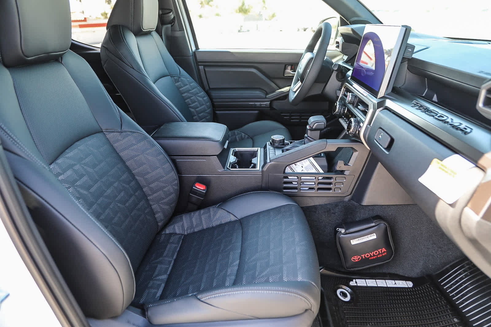 Thumbnail: 2025 Toyota Tacoma - 17