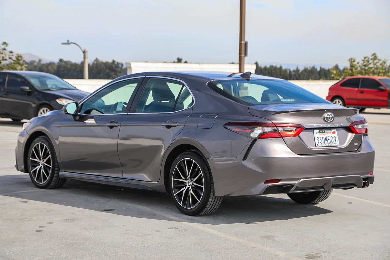 Thumbnail: 2022 Toyota Camry - 7