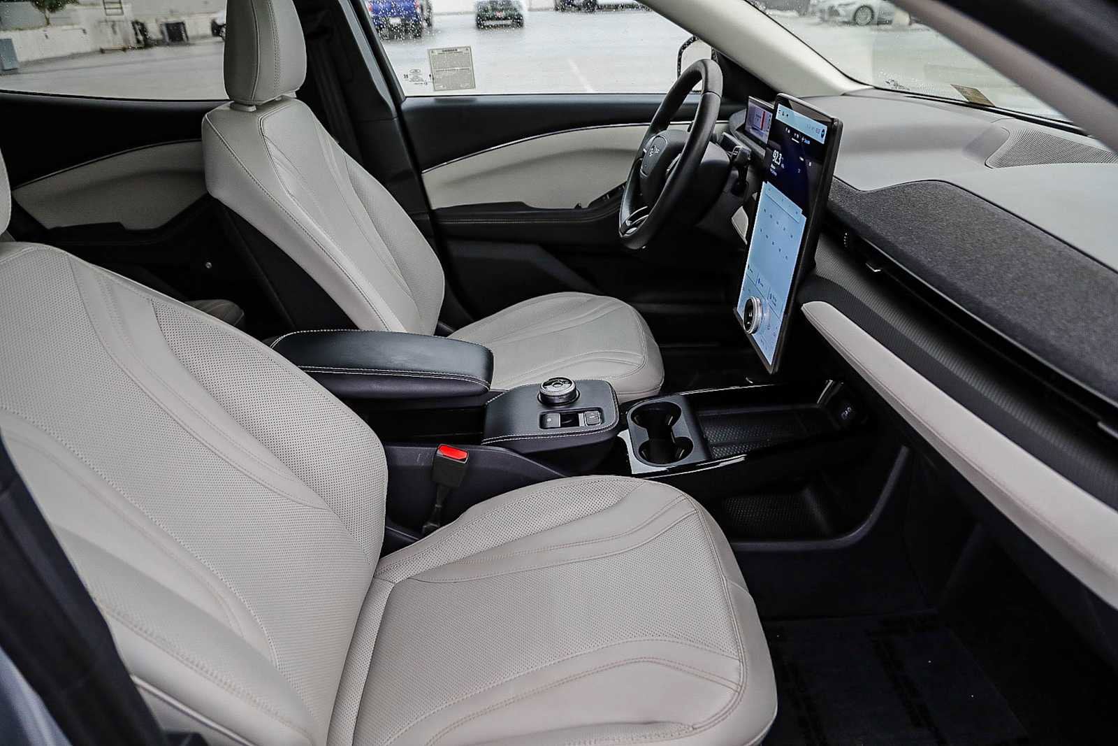 Thumbnail: 2021 Ford Mustang Mach-E - 16