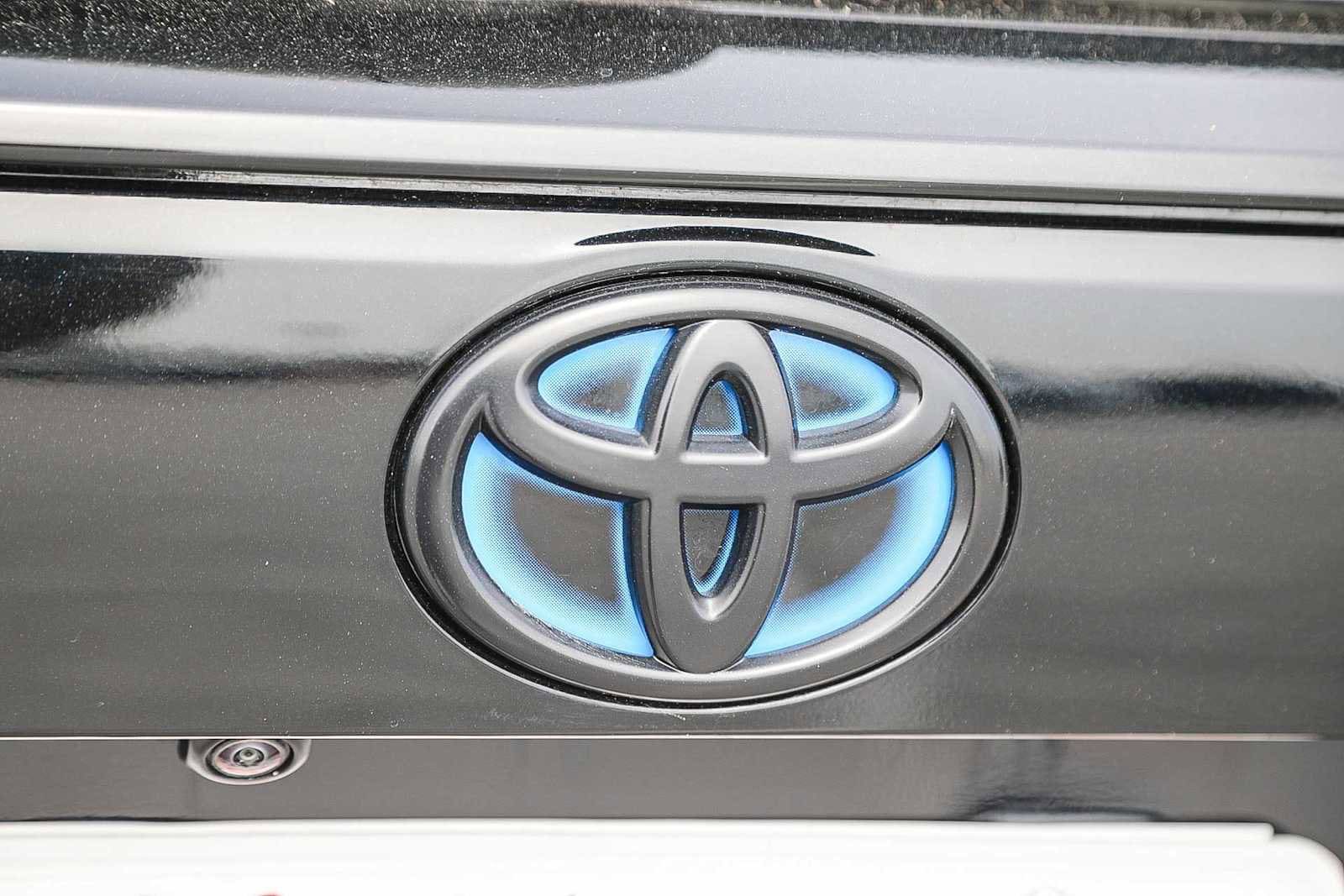 Thumbnail: 2024 Toyota RAV4 - 25