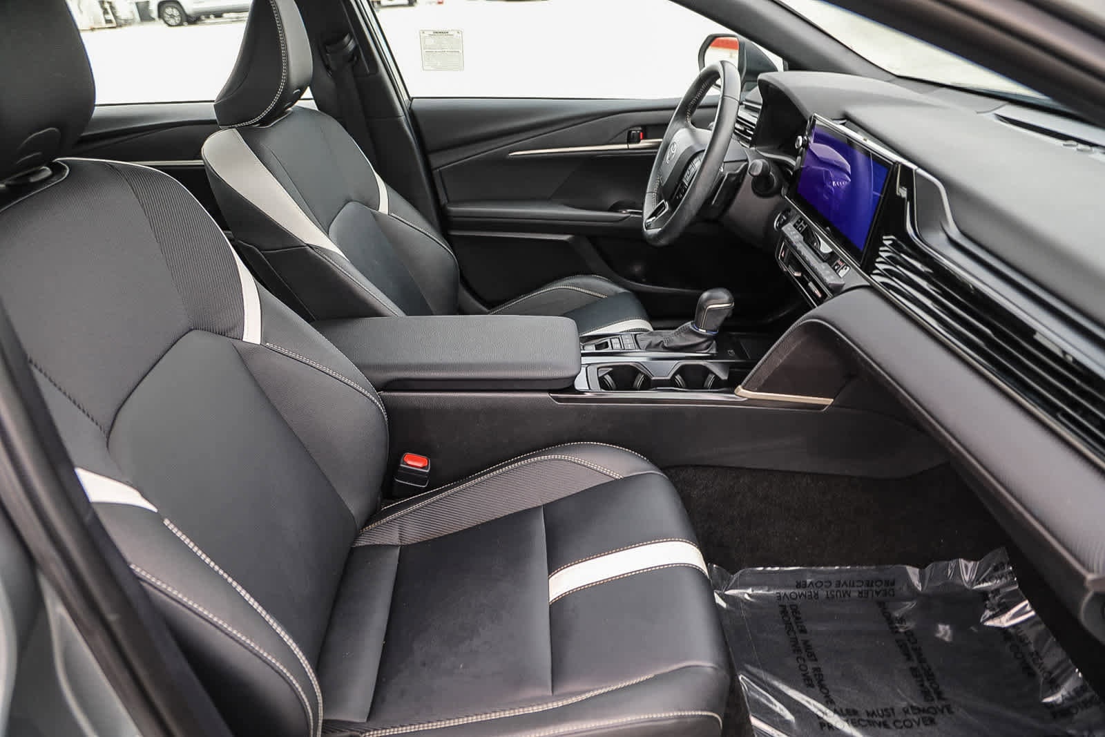 Thumbnail: 2025 Toyota Camry - 16