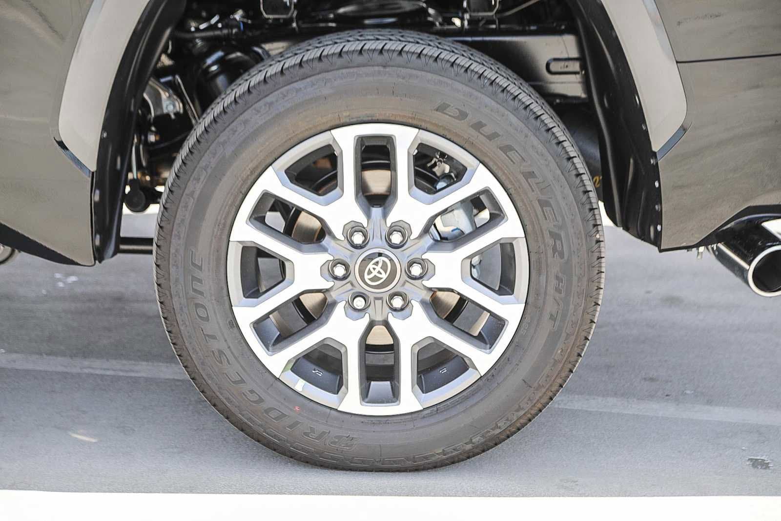 Thumbnail: 2025 Toyota Tundra - 10