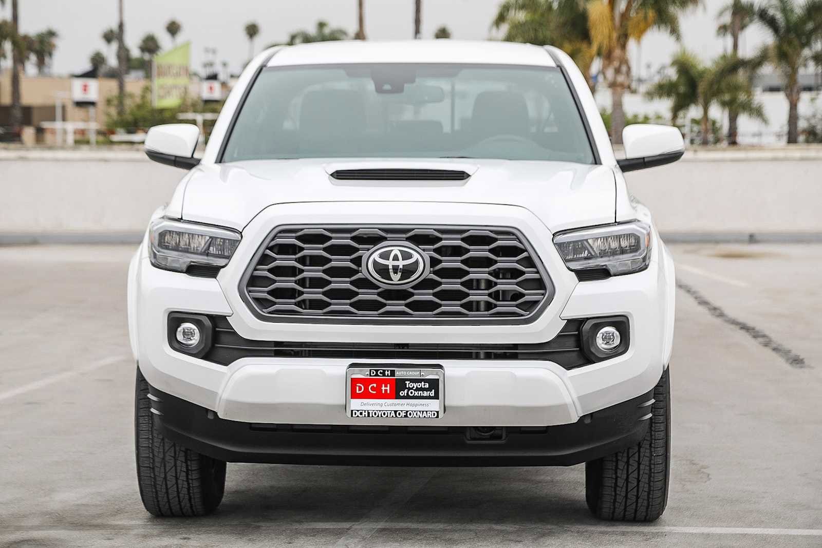 Thumbnail: 2023 Toyota Tacoma - 2