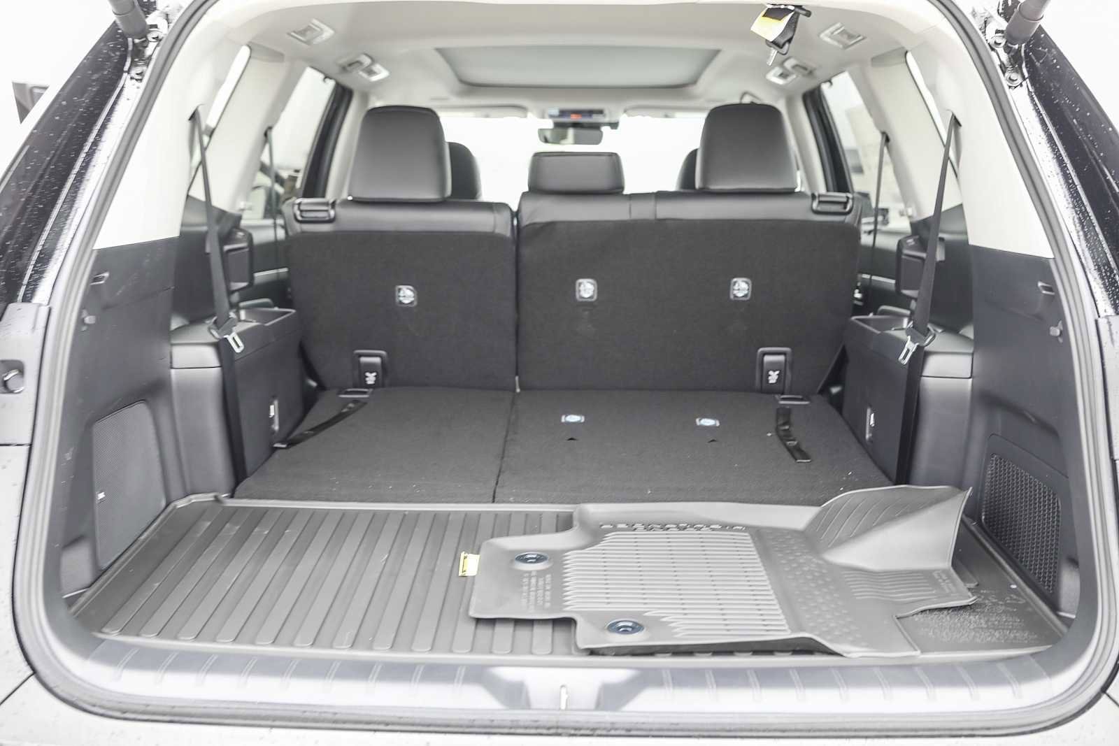 2025 Toyota Grand Highlander Limited 11