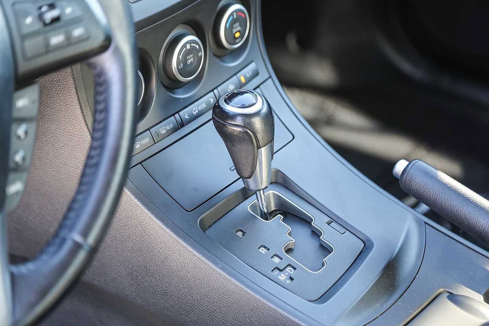 Thumbnail: 2013 Mazda Mazda3 - 20