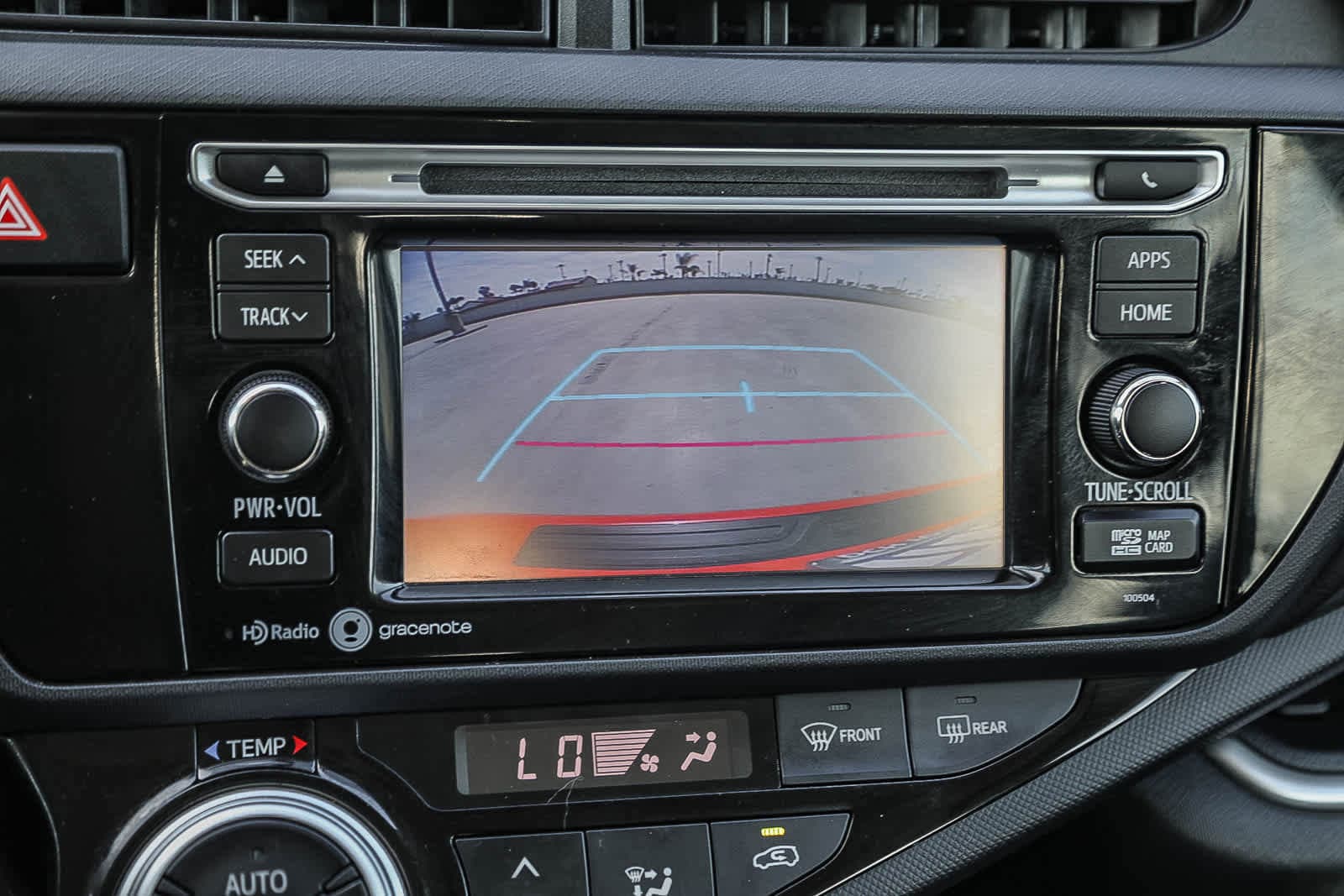 Thumbnail: 2015 Toyota Prius c - 23