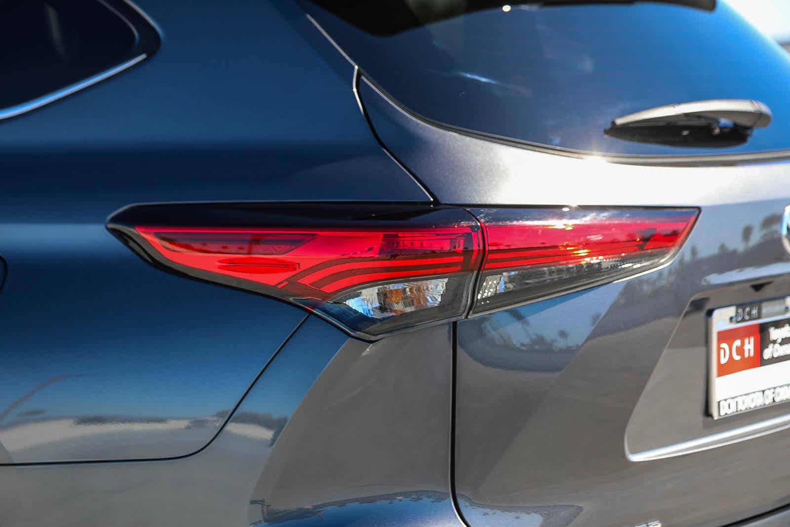 Thumbnail: 2023 Toyota Highlander - 9