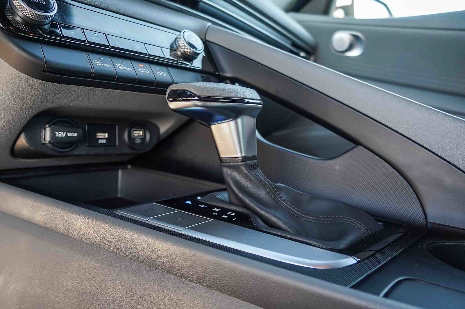 Thumbnail: 2023 Hyundai Elantra - 25