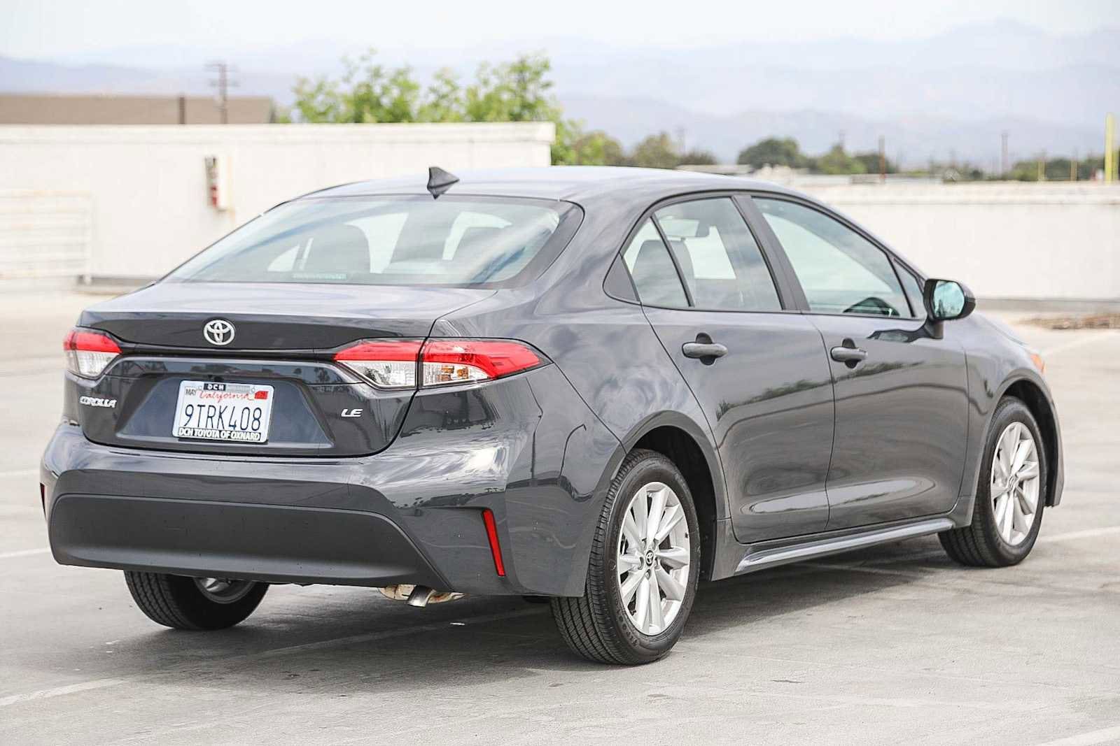 Thumbnail: 2025 Toyota Corolla - 5