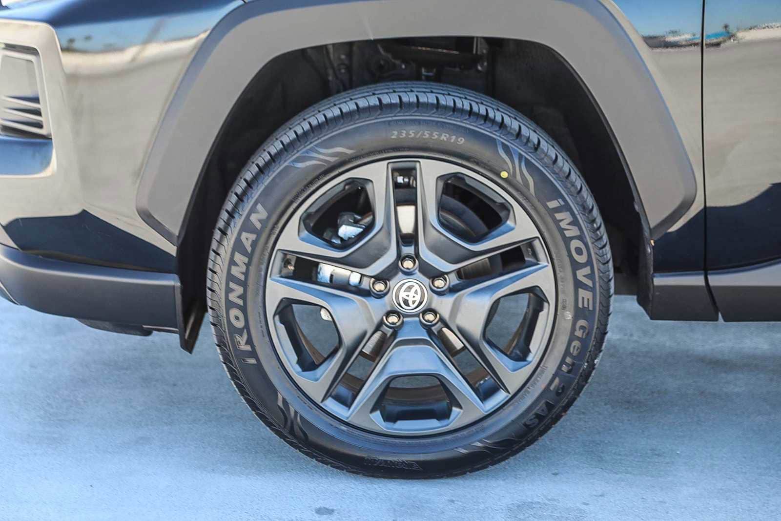 Thumbnail: 2024 Toyota RAV4 - 10