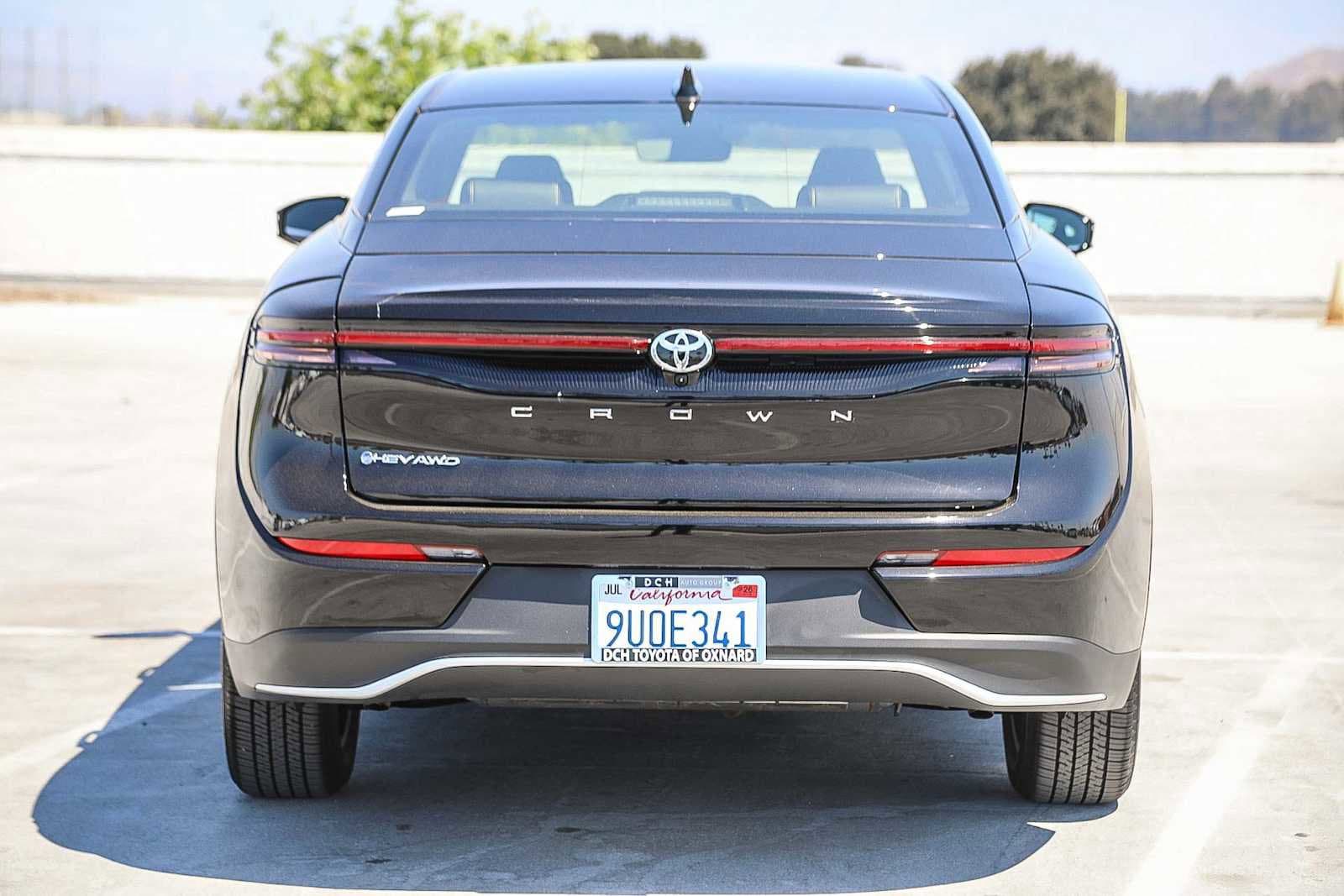 Thumbnail: 2026 Toyota Crown - 6