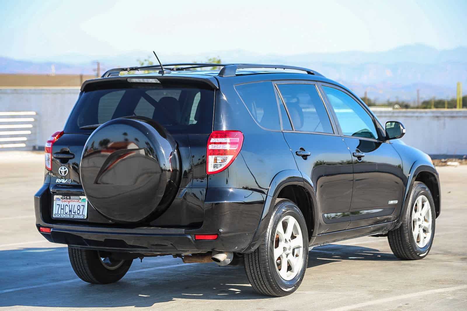 Thumbnail: 2011 Toyota RAV4 - 4