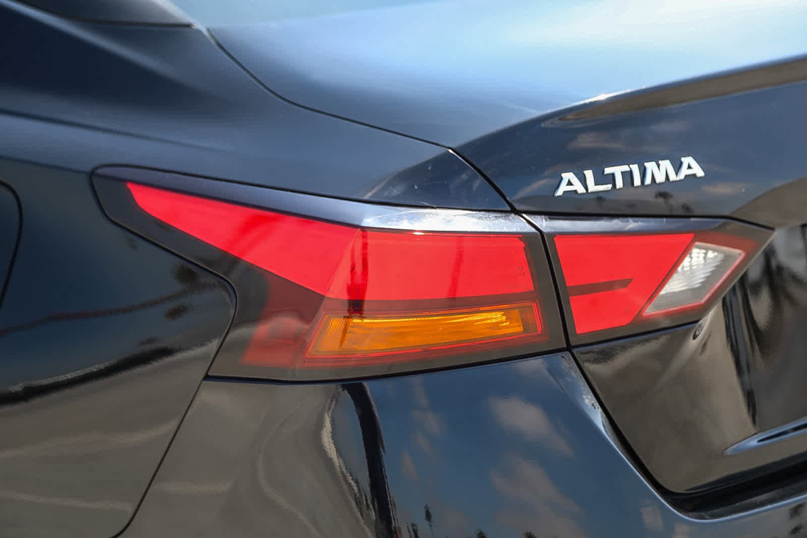 Thumbnail: 2021 Nissan Altima - 9