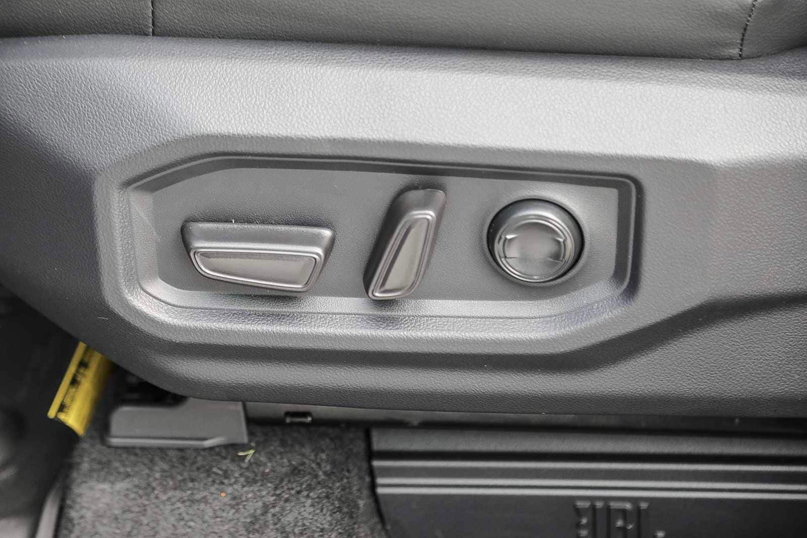 Thumbnail: 2026 Toyota Tundra - 21