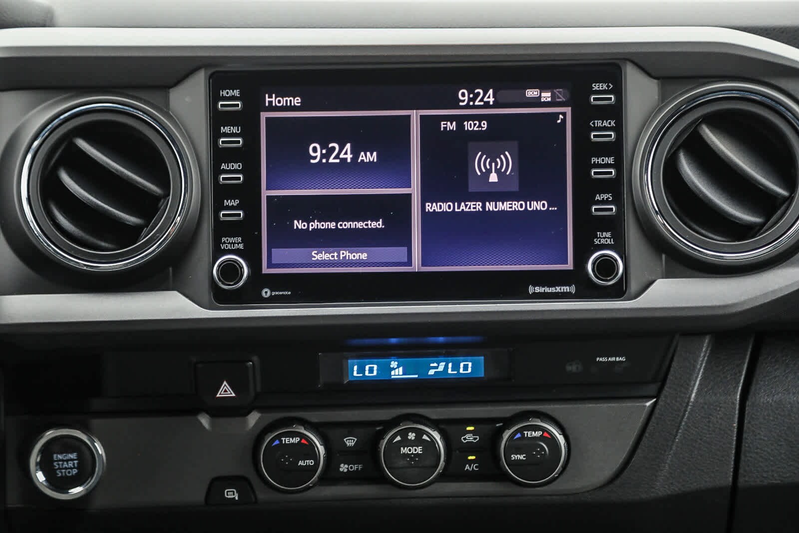 Thumbnail: 2023 Toyota Tacoma - 15