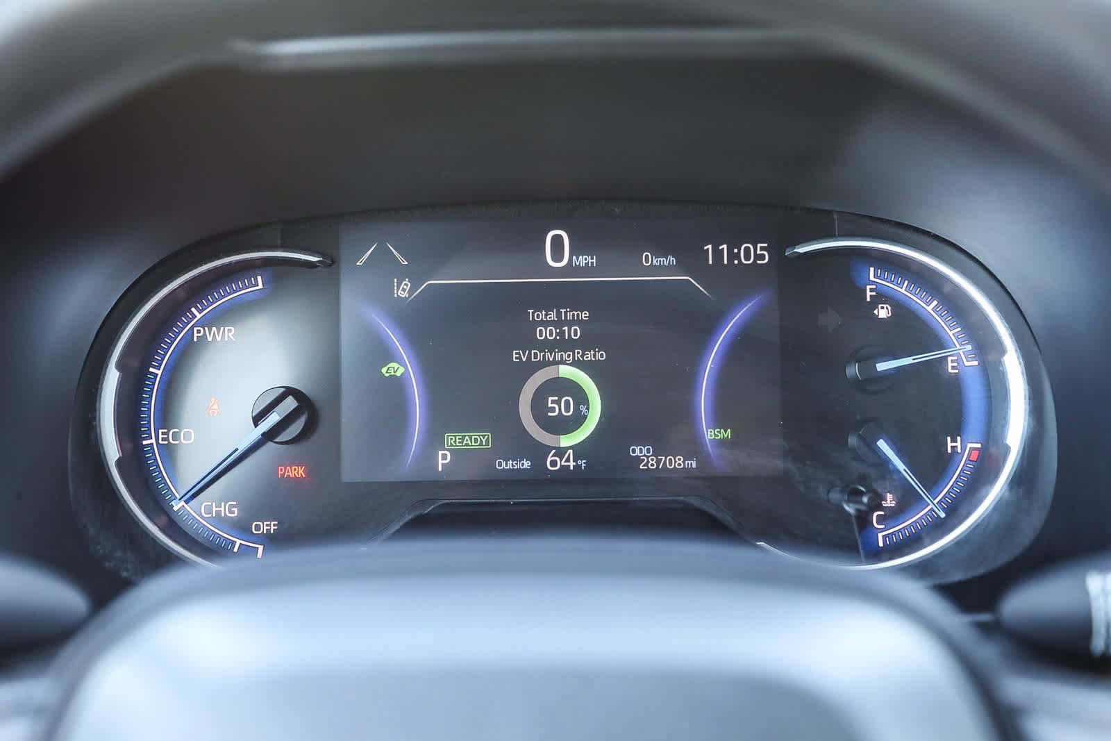 Thumbnail: 2025 Toyota RAV4 - 23