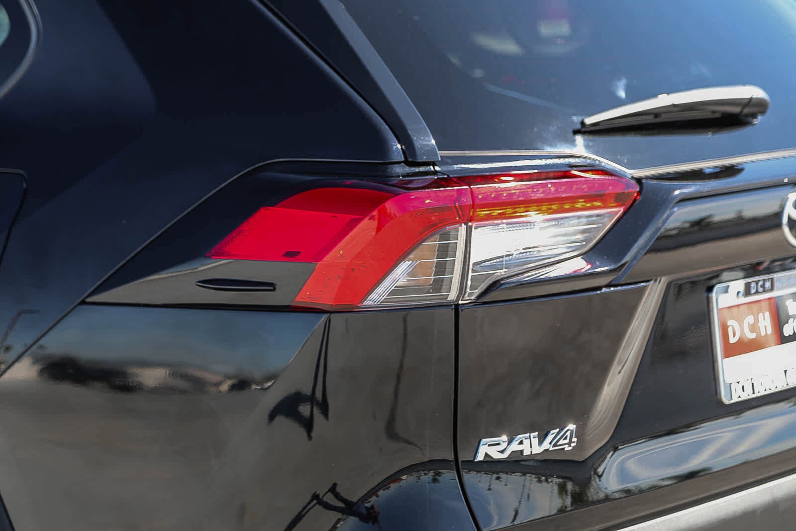 Thumbnail: 2025 Toyota RAV4 - 10