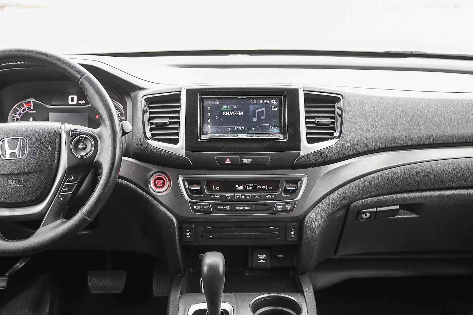 Thumbnail: 2017 Honda Ridgeline - 12