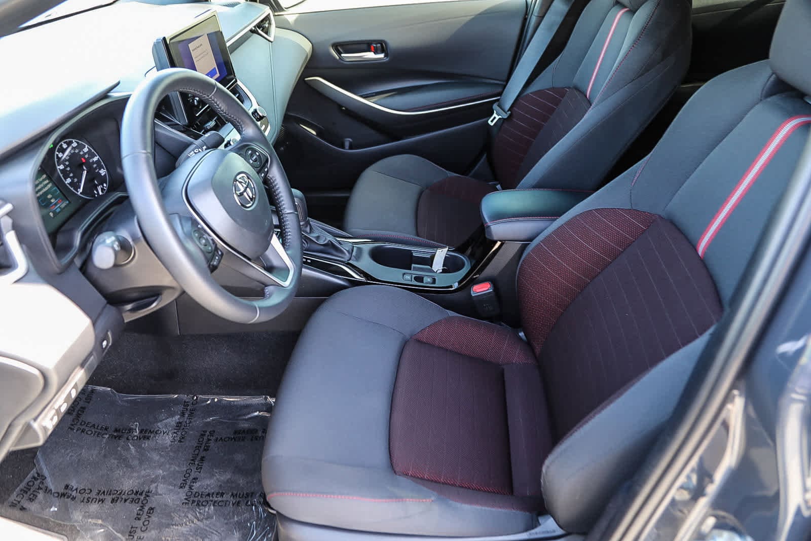 Thumbnail: 2023 Toyota Corolla - 18