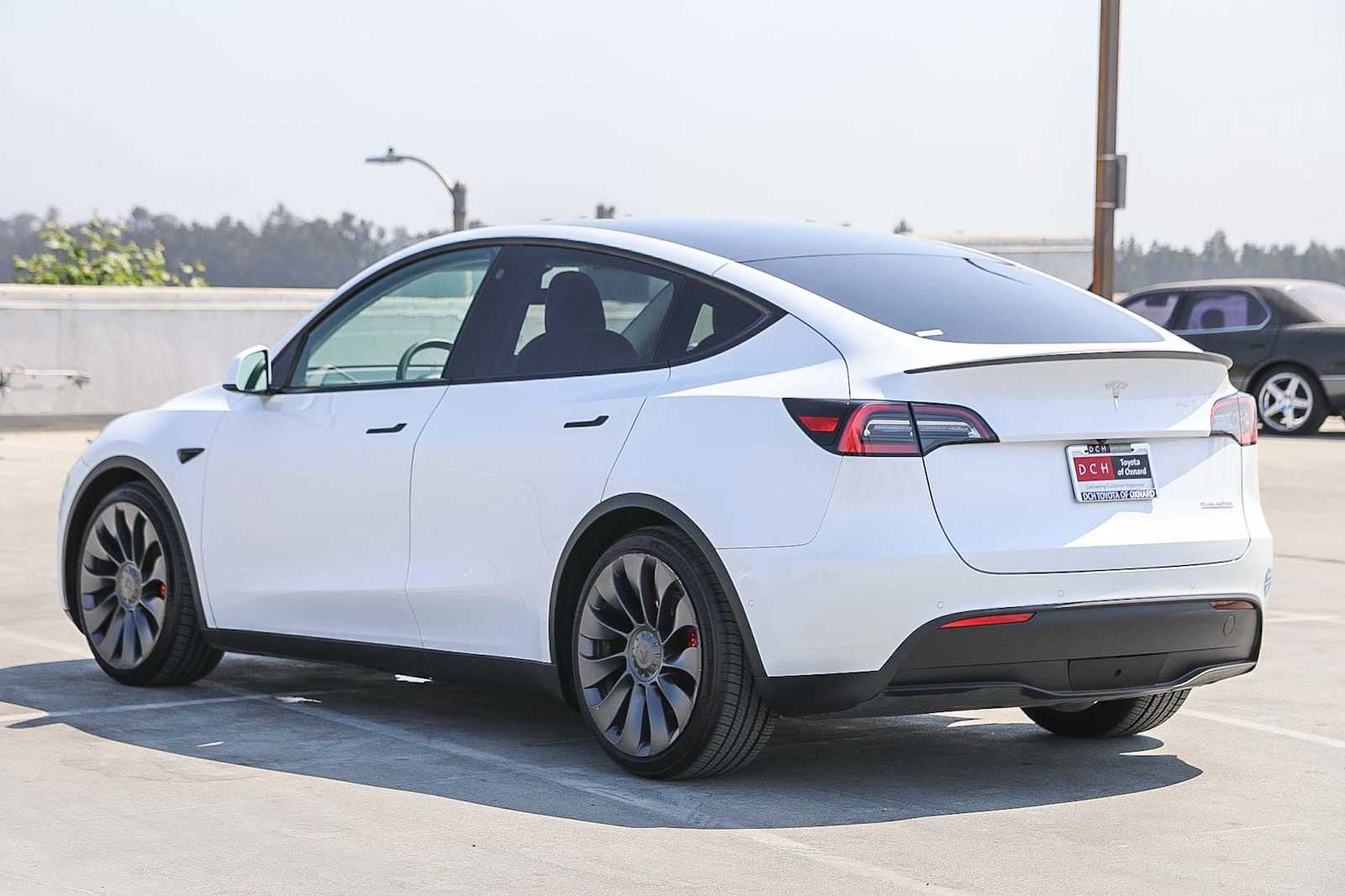 Thumbnail: 2021 Tesla Model Y - 6