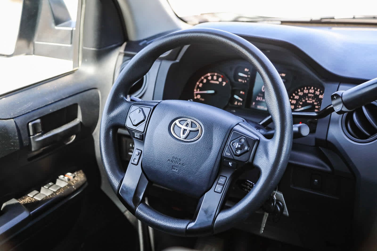 2019 Toyota Tundra SR 13