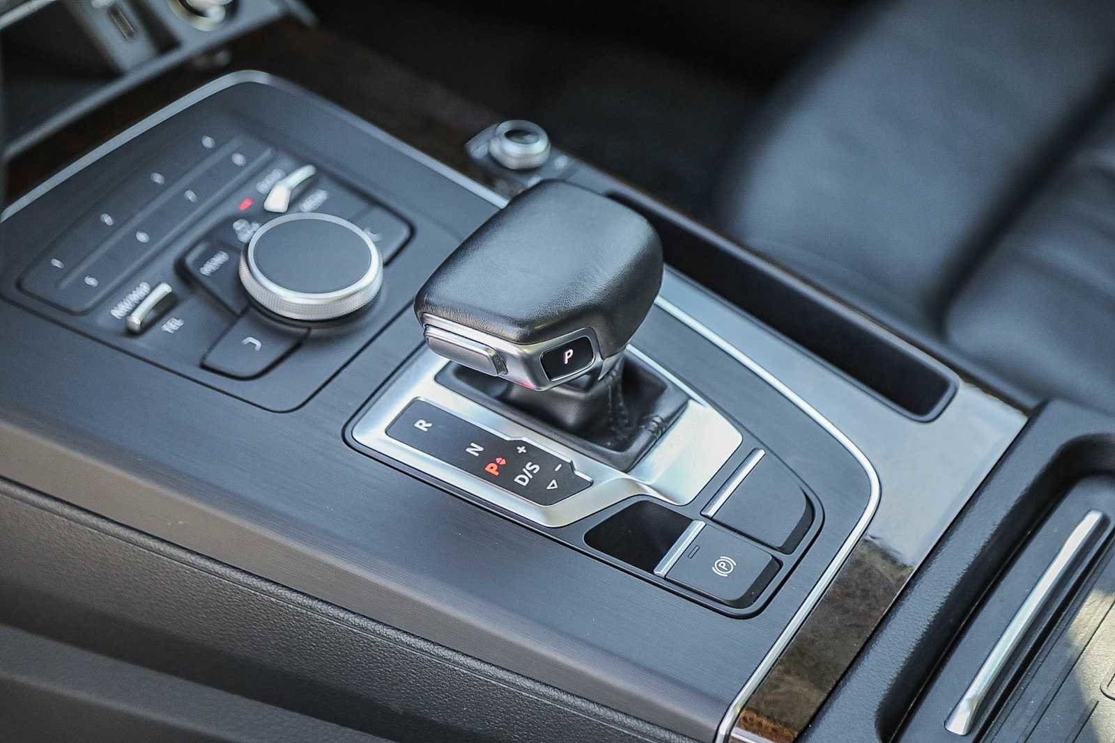 Thumbnail: 2020 Audi Q5 - 19