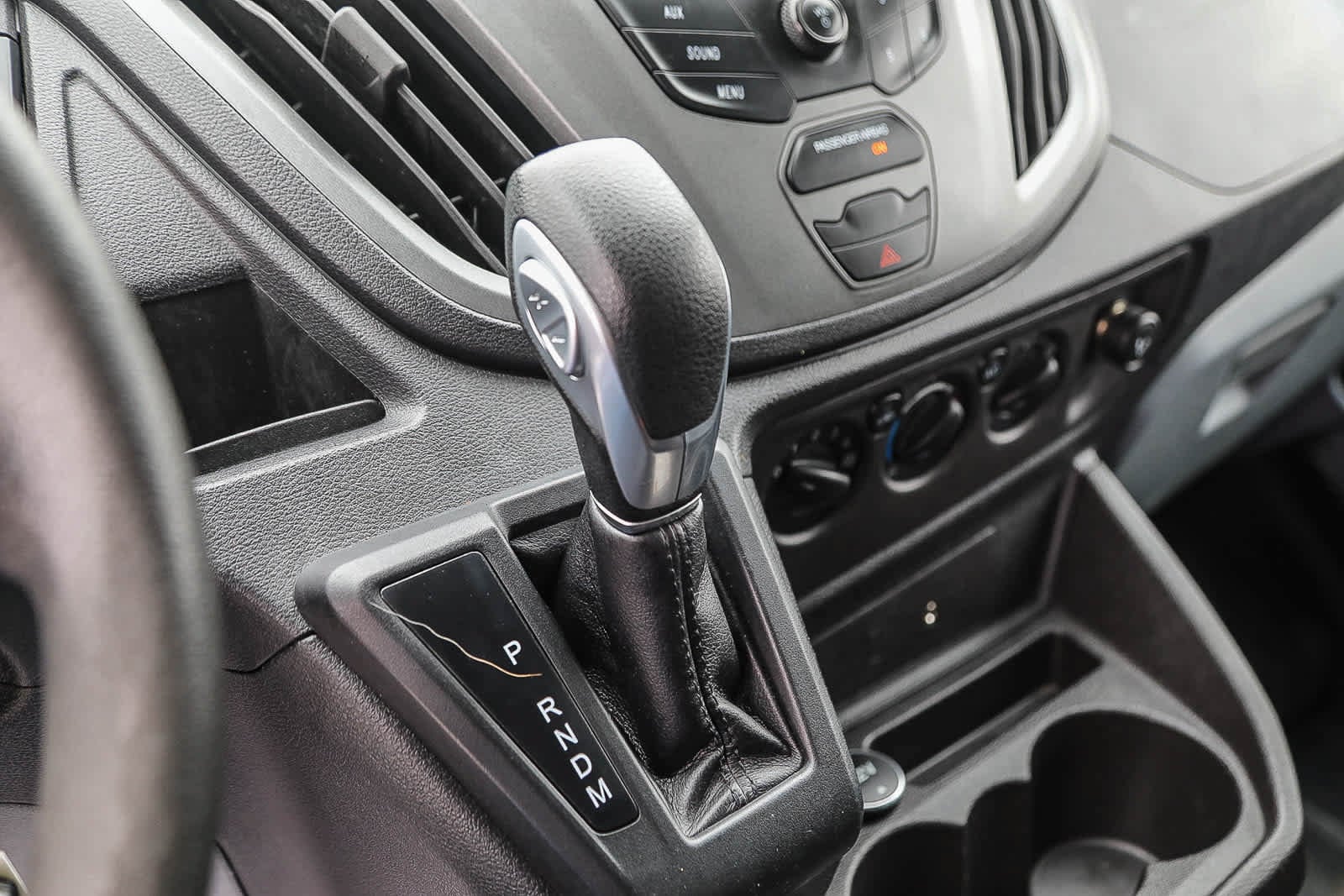 Thumbnail: 2015 Ford Transit Series - 16