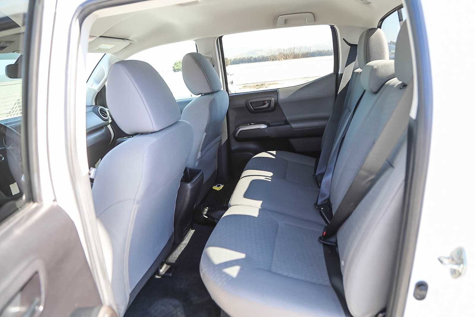 2021 Toyota Tacoma SR5 - Photo 19