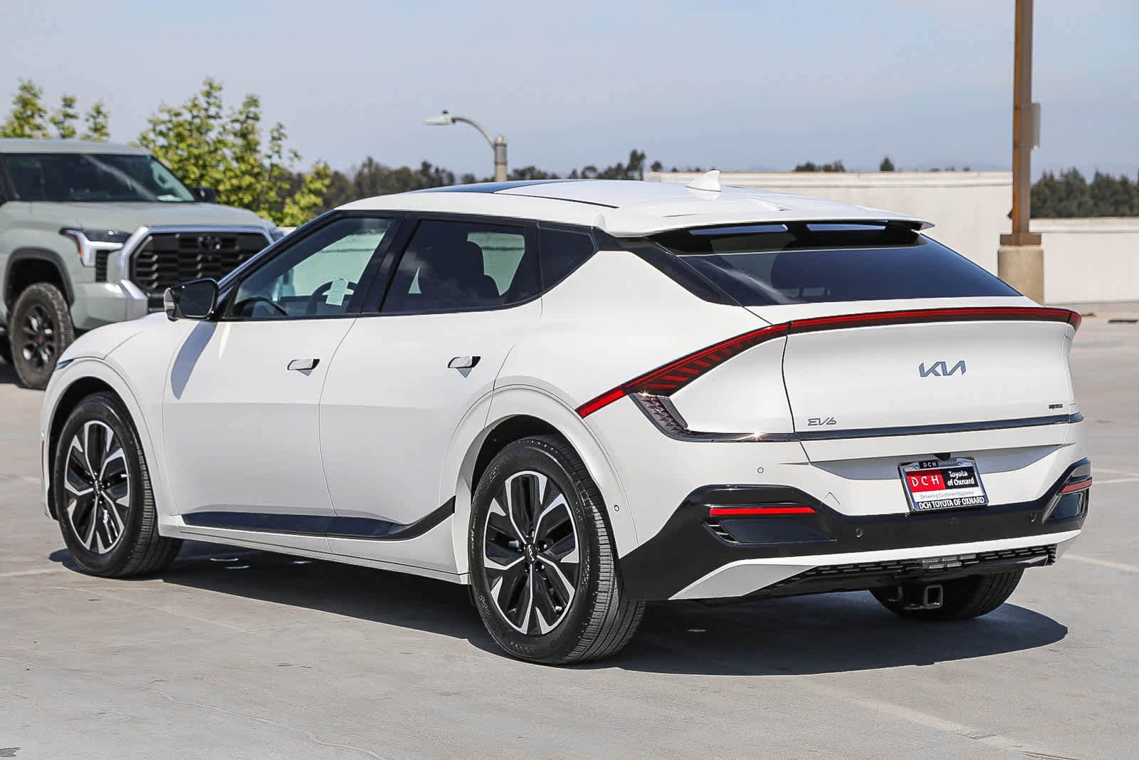 Thumbnail: 2024 Kia EV6 - 7