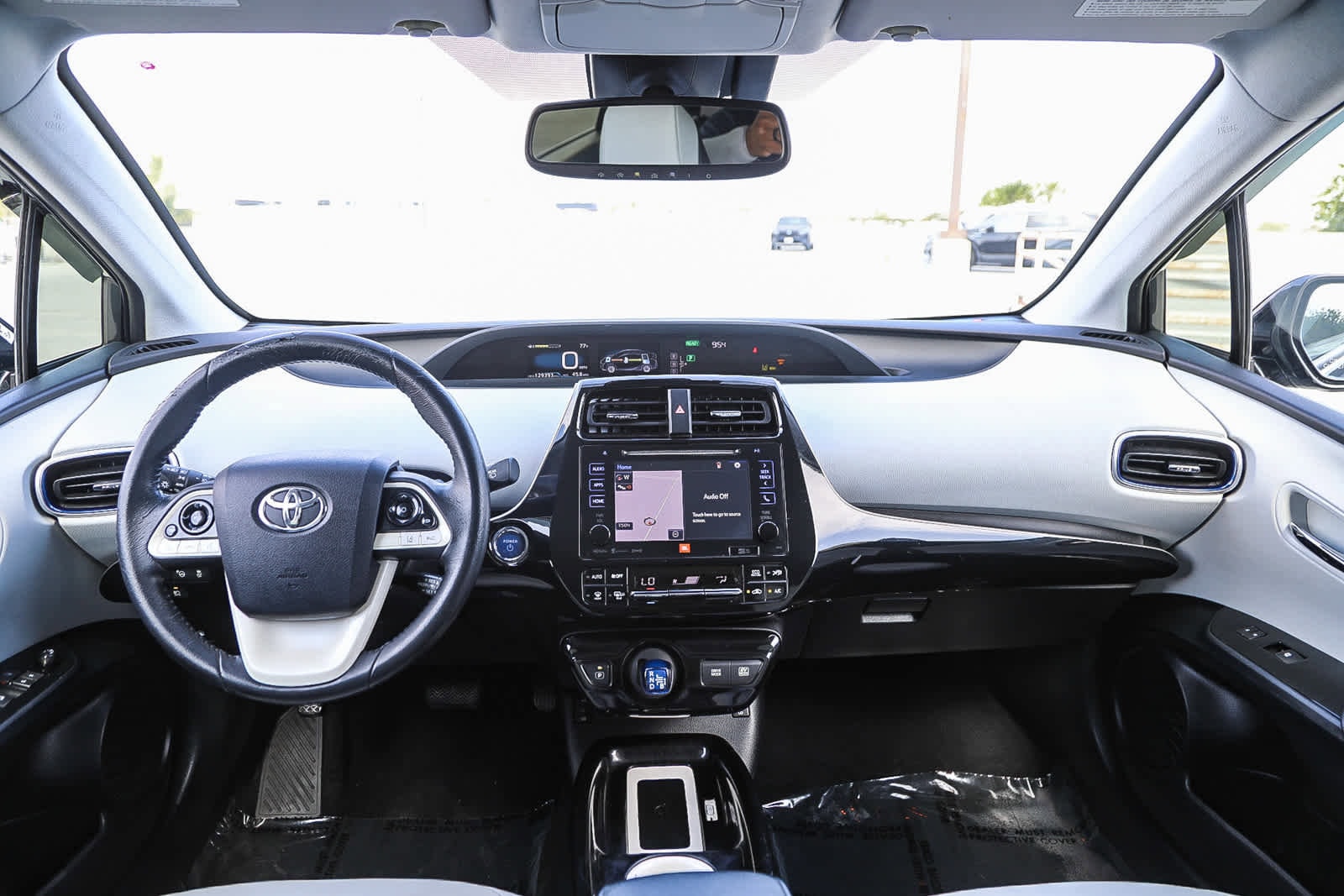 Thumbnail: 2016 Toyota Prius - 11