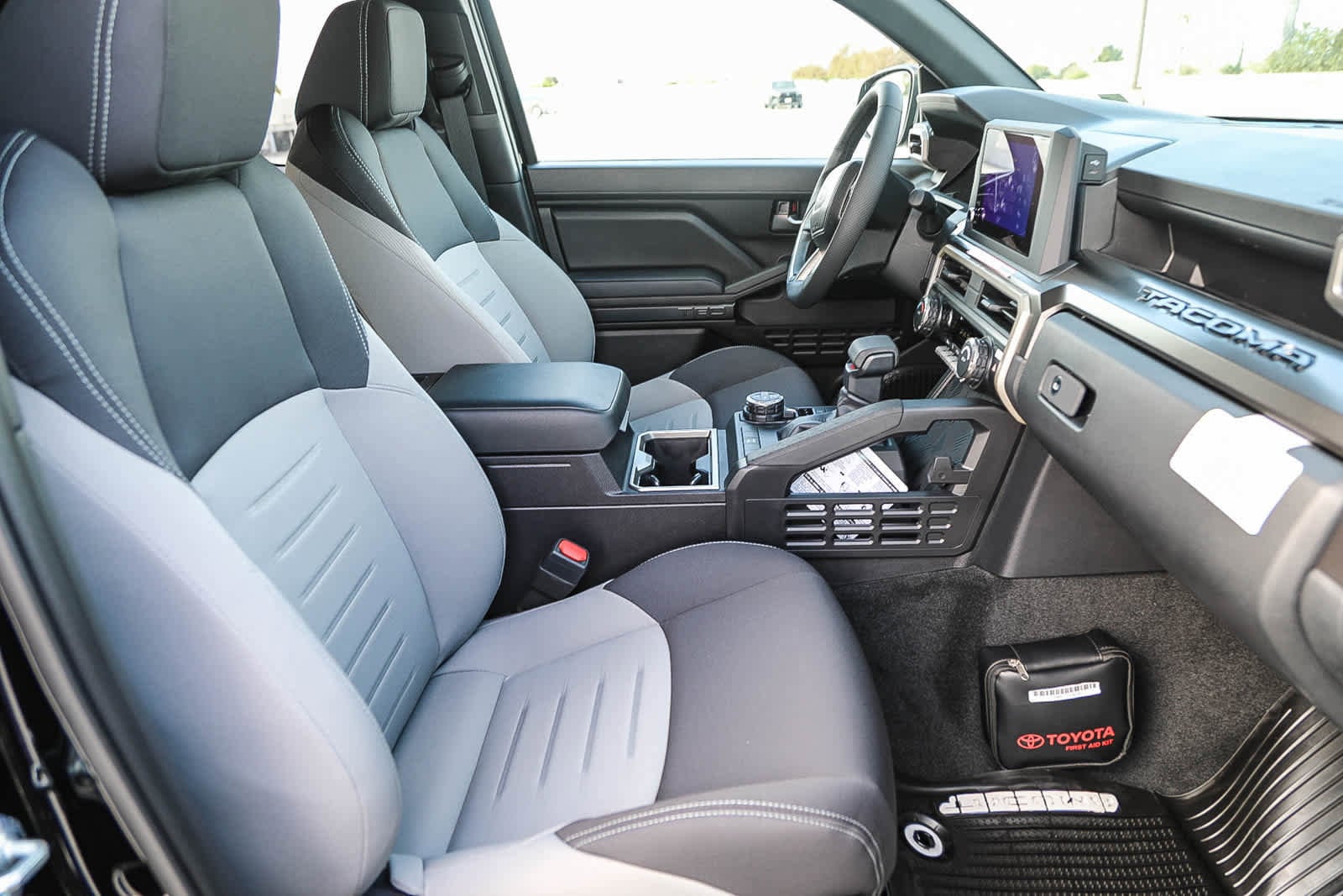 Thumbnail: 2025 Toyota Tacoma - 17