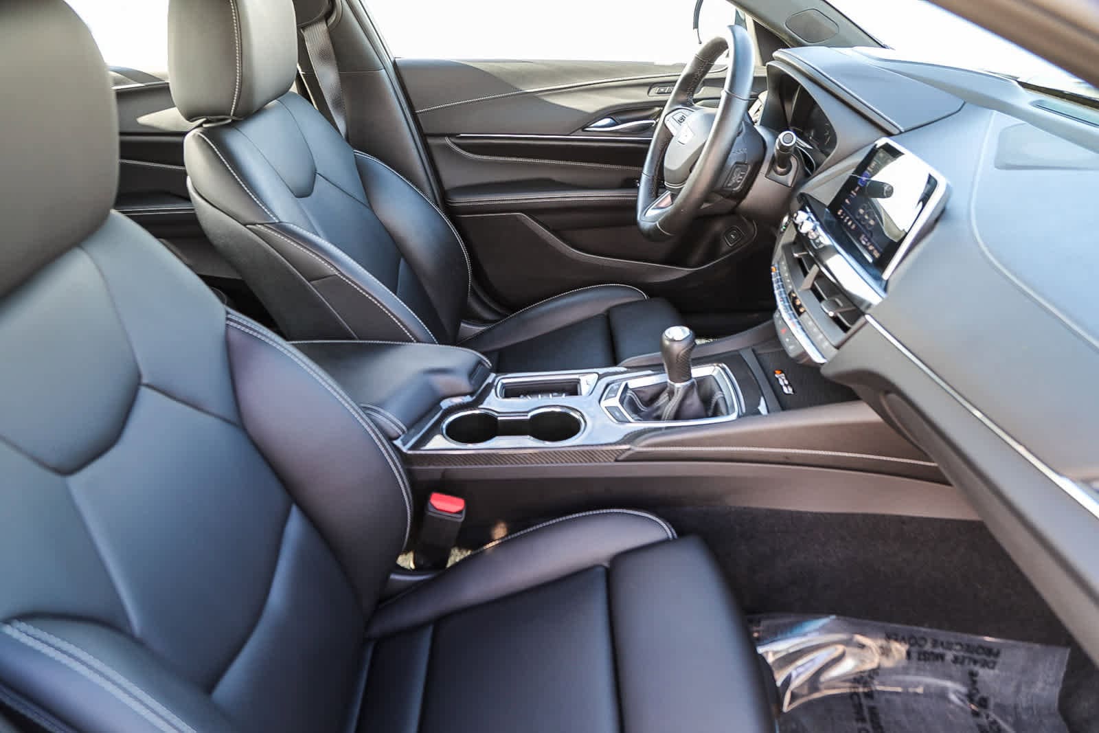 Thumbnail: 2025 Cadillac CT4 - 16