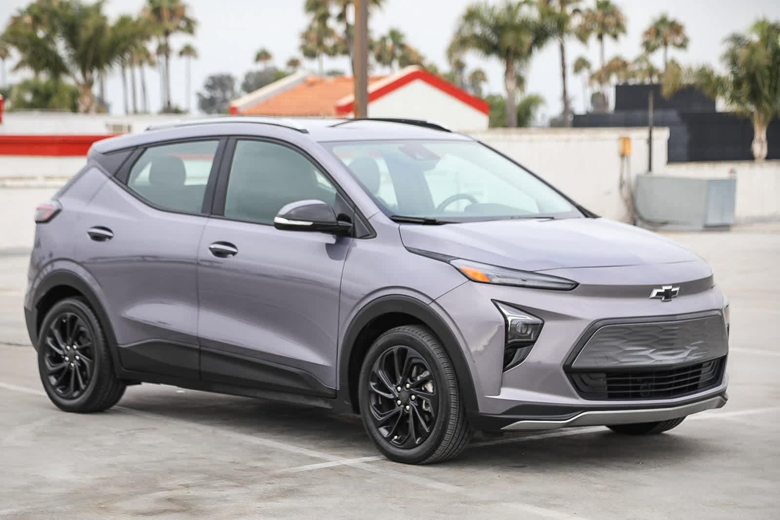 Thumbnail: 2022 Chevrolet Bolt EUV - 3