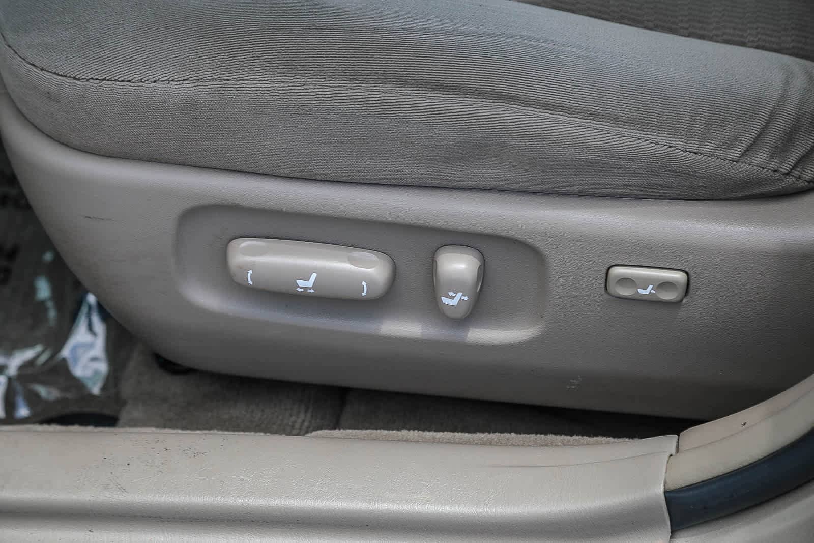 Thumbnail: 2006 Toyota Camry - 16