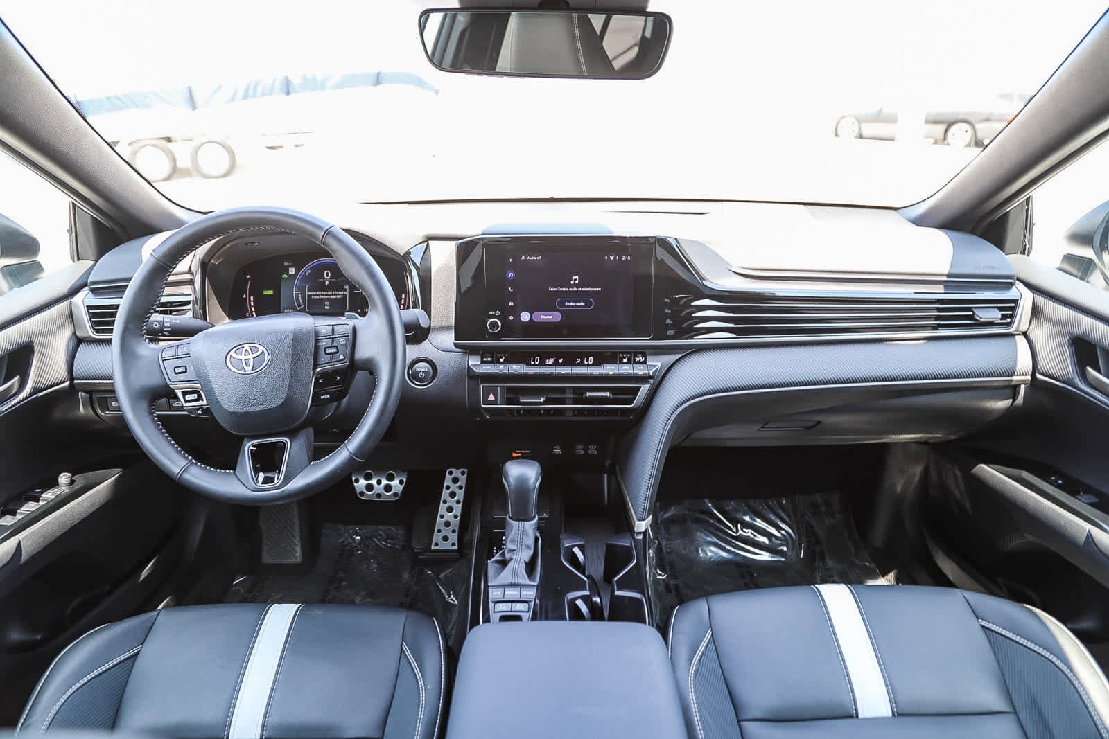 Thumbnail: 2025 Toyota Camry - 12