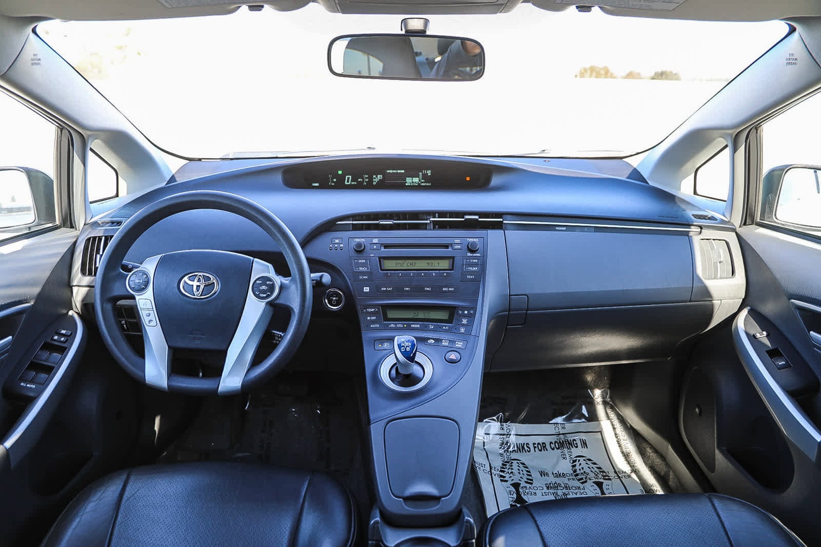 Thumbnail: 2011 Toyota Prius - 12