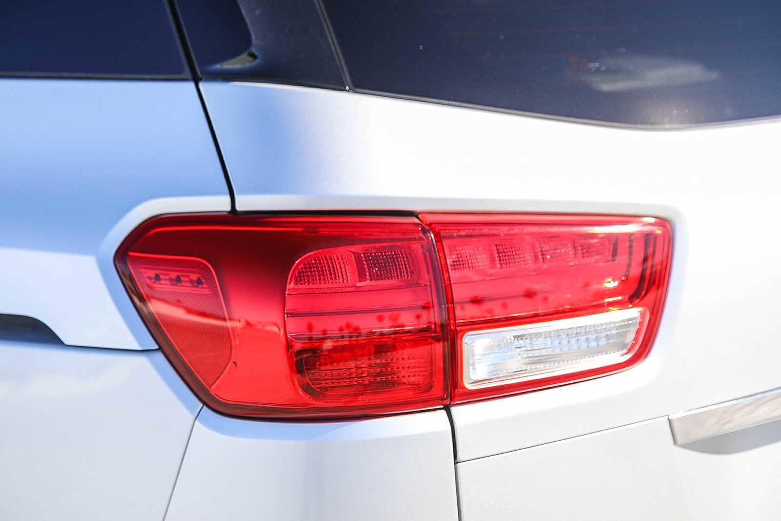 Thumbnail: 2017 Kia Sedona - 9