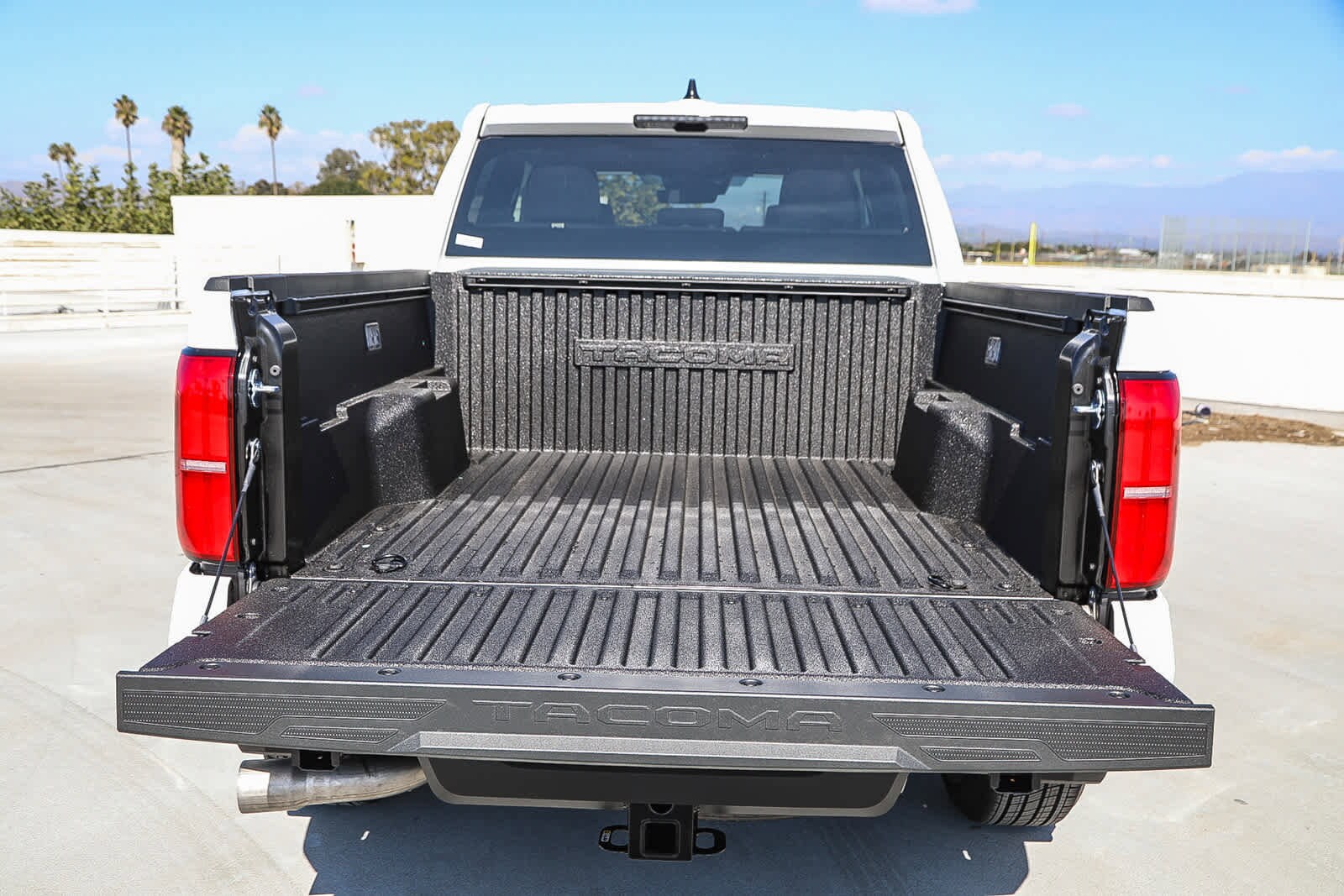 Thumbnail: 2025 Toyota Tacoma - 12