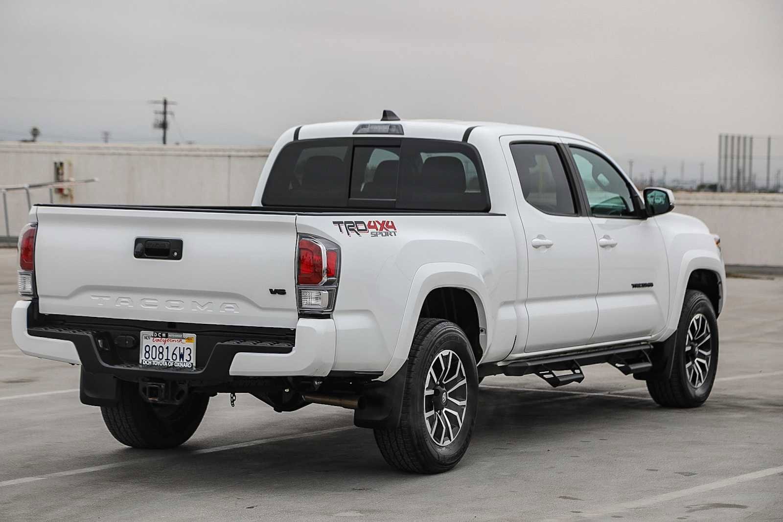 Thumbnail: 2023 Toyota Tacoma - 5