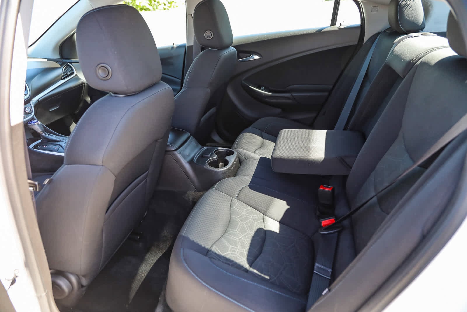 Thumbnail: 2017 Chevrolet Volt - 17