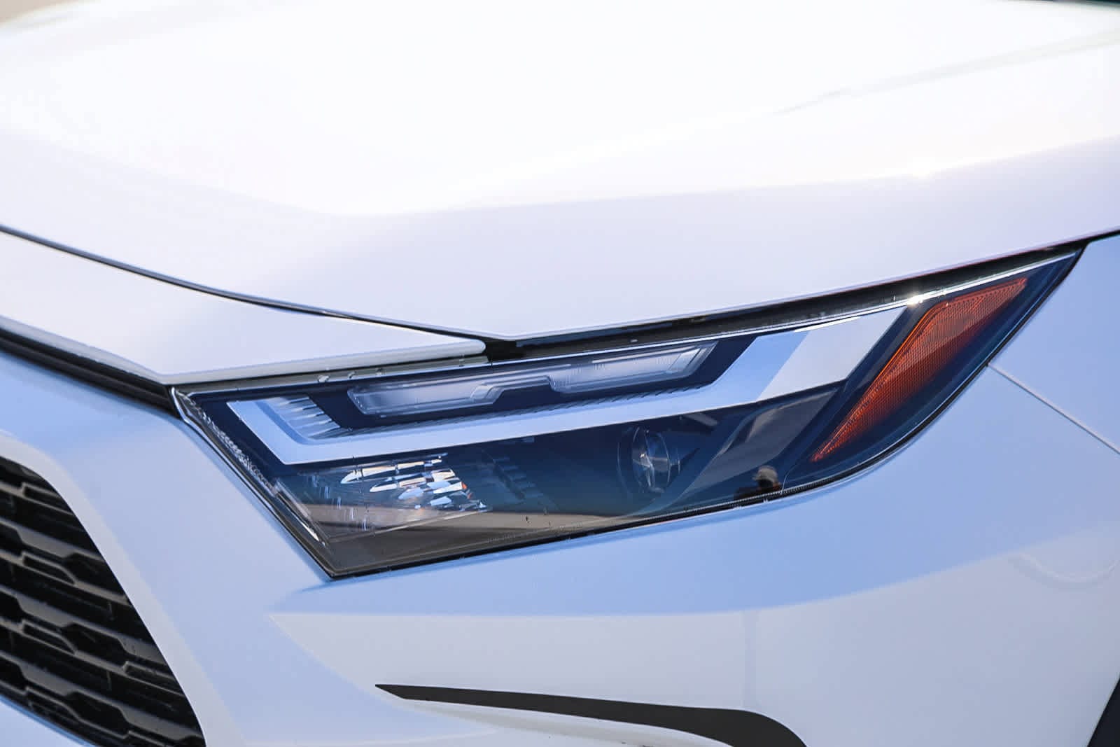 Thumbnail: 2025 Toyota RAV4 - 7