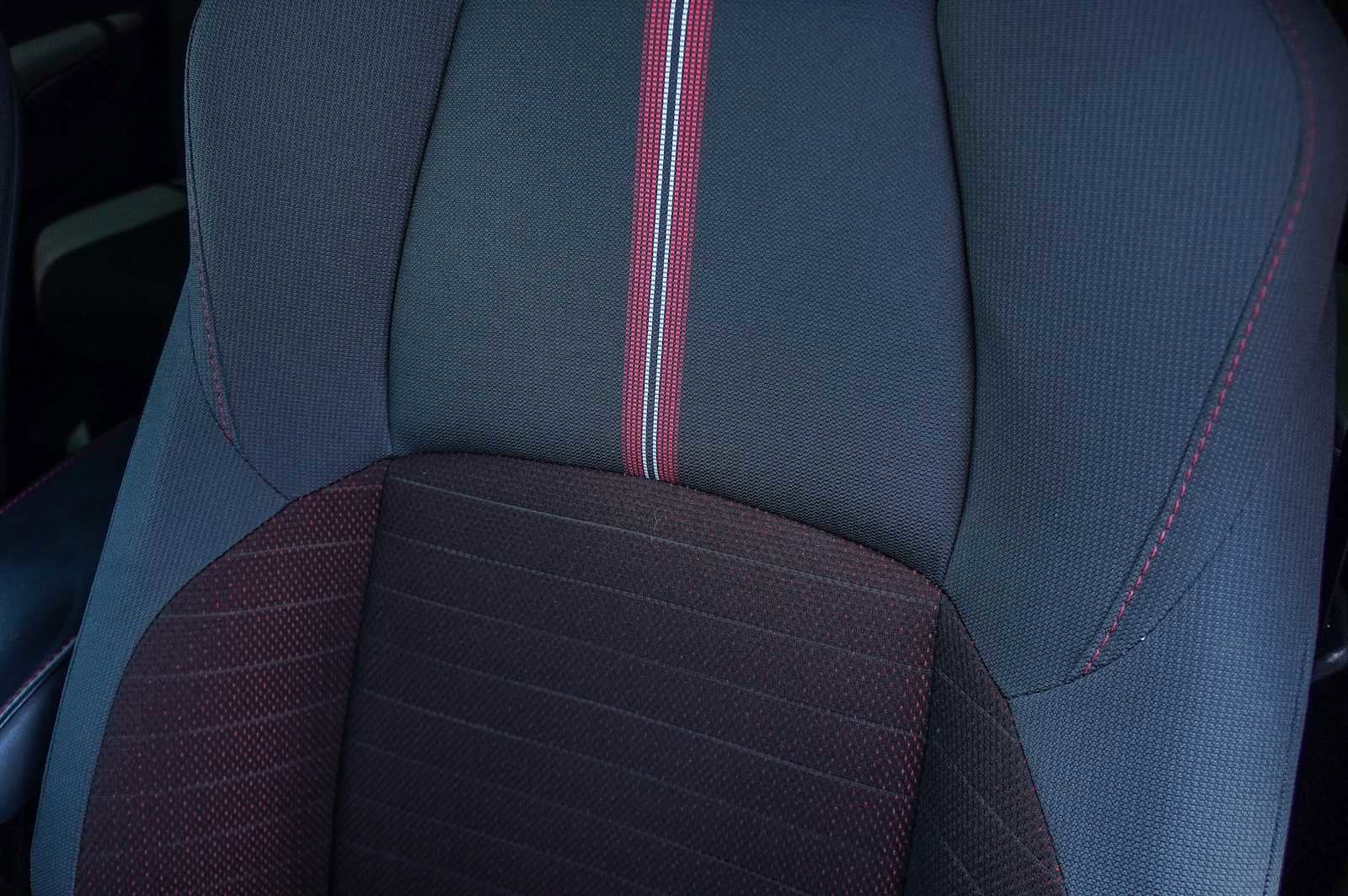 2024 Toyota Corolla SE 28